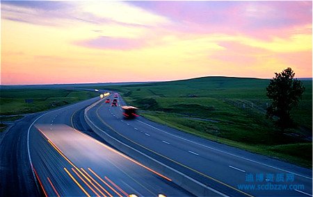 辦理公路路面工程資質(zhì)需要那些人員證書？