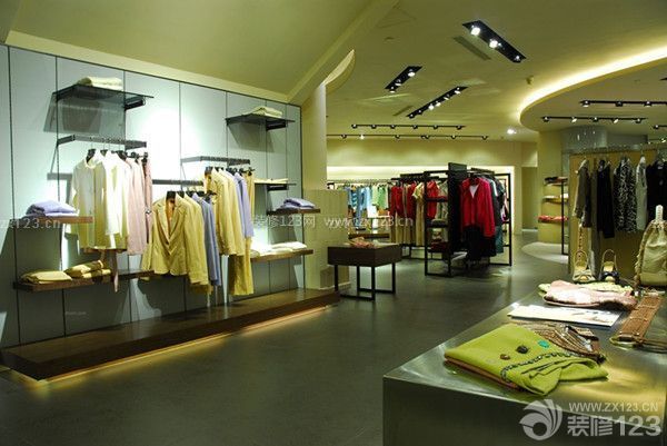 如何裝修服裝店
