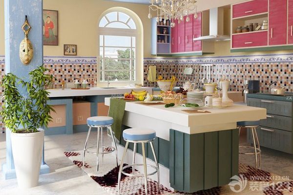 開放式廚房使用方便，裝修美觀