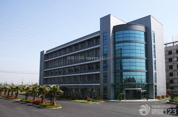 選裝修公司注意什么：注意裝修公司是否正規(guī)、合法