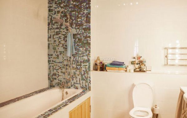 5㎡衛生間怎么裝 32個小戶型案例給你靈感