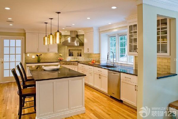 吸頂燈具安裝方式之筒燈